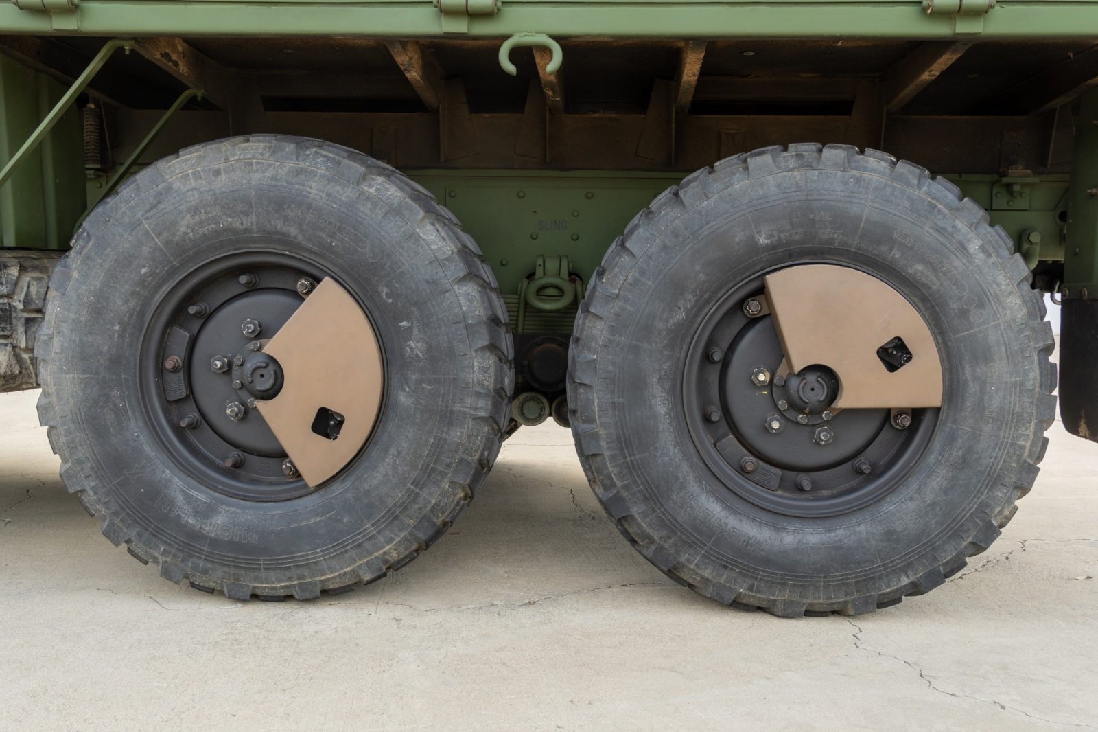 M35A3 tandem rear axles with Michelin XZL tires and central tire inflation system